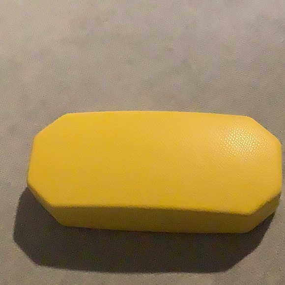 SWAROVSKI Hard Case/Yellow Eyeglass Case & Cleaning Cloth - Picture 6 of 8